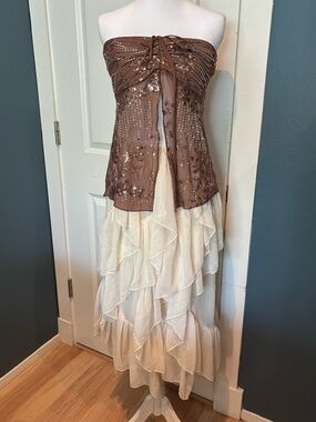 ⌛️sale⌛️NWOT Love on a Hanger Brown Beaded & Sequin Embellished Strapless Top